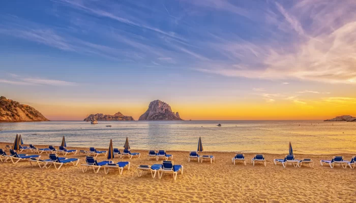 image of beach in Spain at sunset